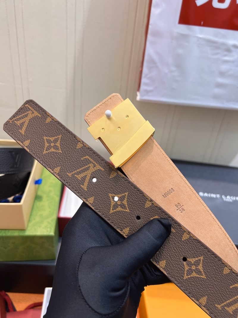 l0vis Vvtt0n belts